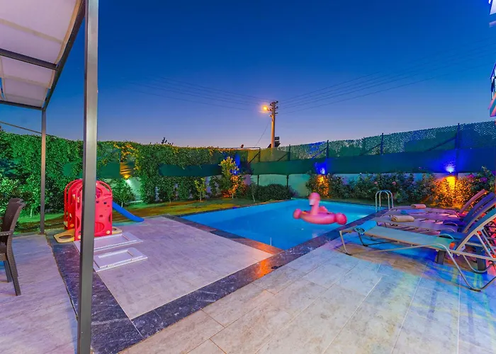 Adelina Cavdir (Kas)