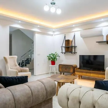 Adelina Holiday home